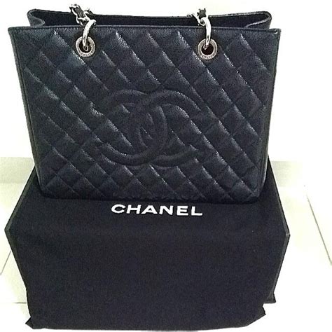 chanel shopping tote discontinued|Chanel large shopping bag price.